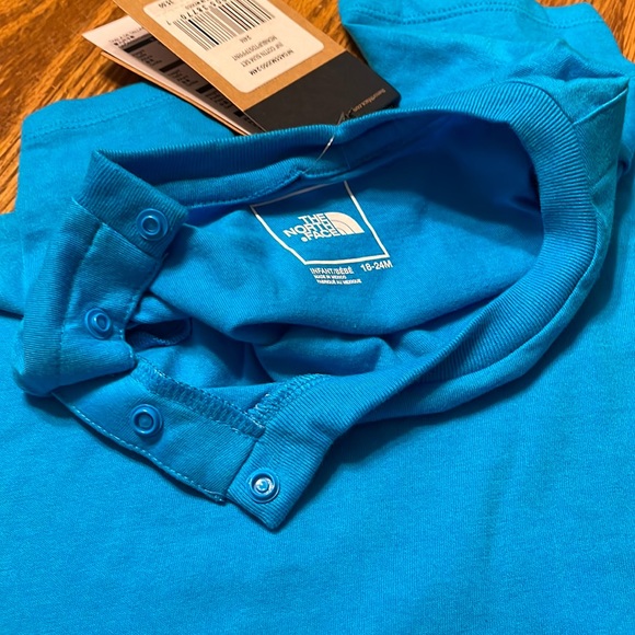 The North Face 2pc Cotton Summer Short Set - Picture 12 of 13